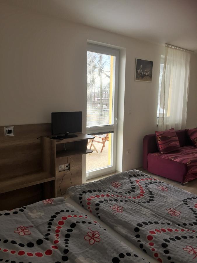 Promenad Apartmany Вельки Медер Екстер'єр фото